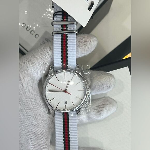 Gucci Watch - Picture 5 of 8